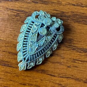 Vintage Silver Tone and Gold Tone Shield Rhinestone Dress Fur ClipVintage